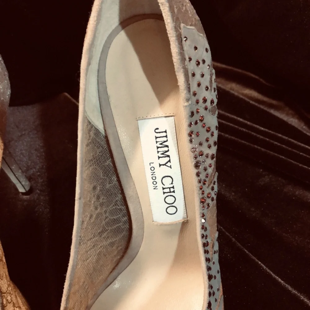 Jimmy Choo Women's Taupe Lace Pointed-Toe Pumps - Picture 2 of 14